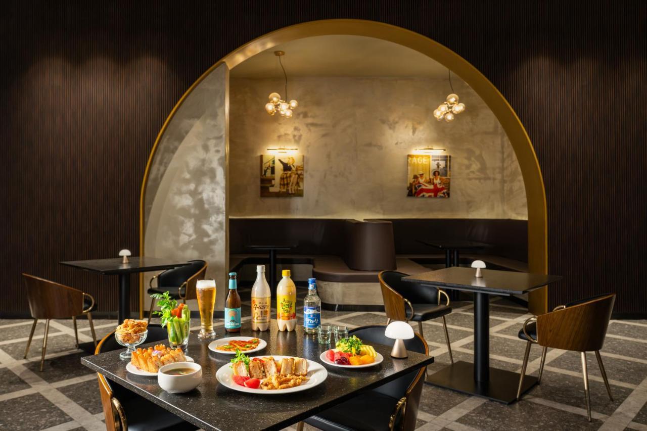 The Suites Hotel Jeju Szogüpho Kültér fotó
